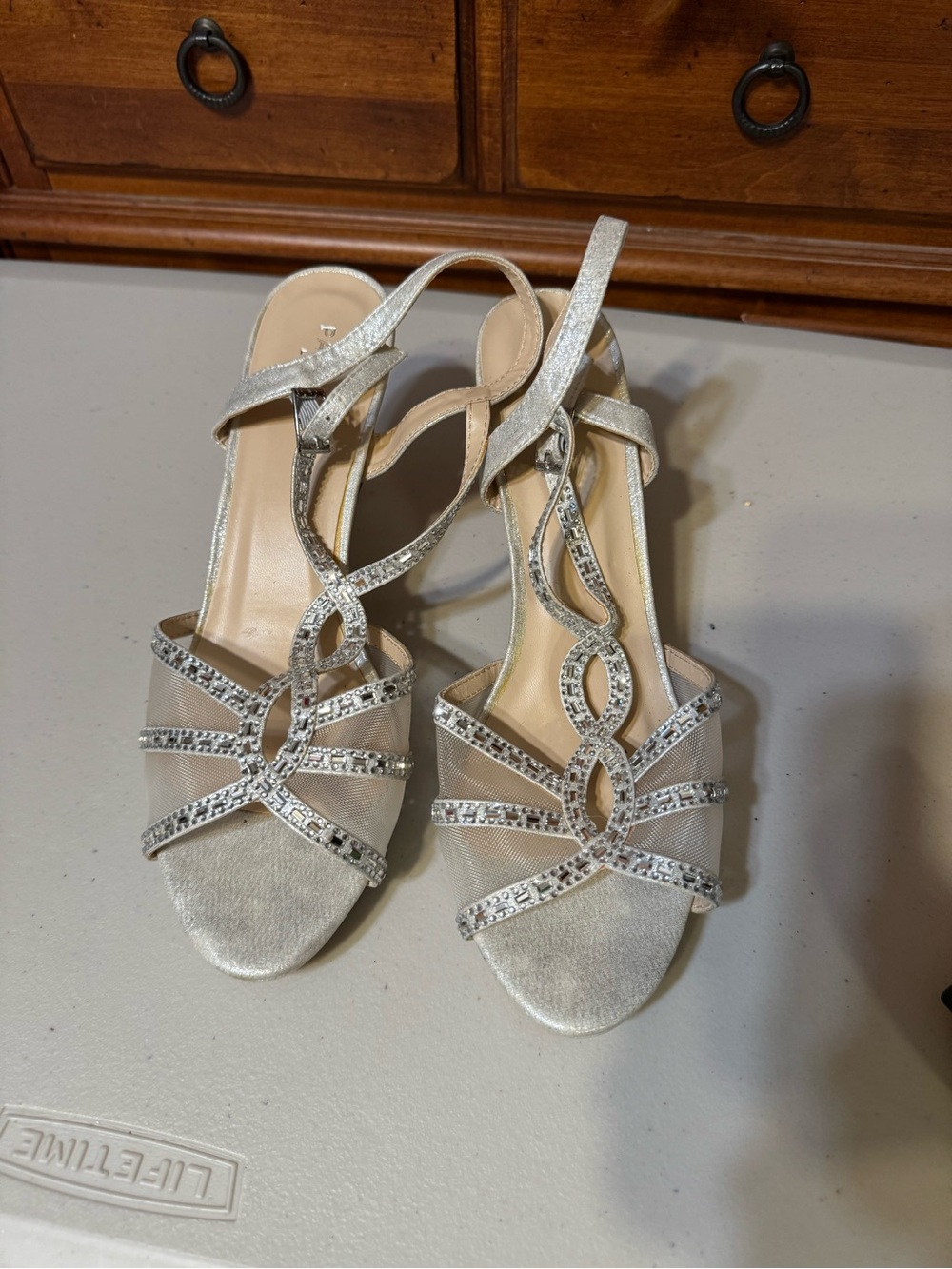Paradox London Estelle Strappy Heels Women's Size 10 Silver new without box